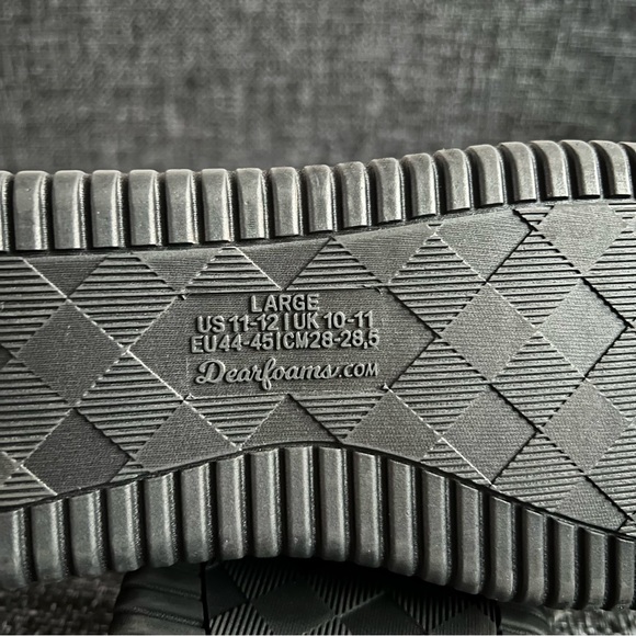 NWOT Men’s Dearfoam Slippers - Picture 6 of 11